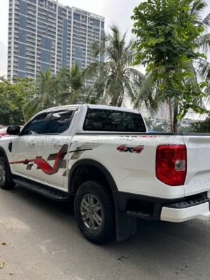 Xe Ford Ranger XLS 2.0L 4x2 AT 2022