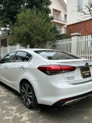 Xe Kia Cerato 1.6 AT 2017